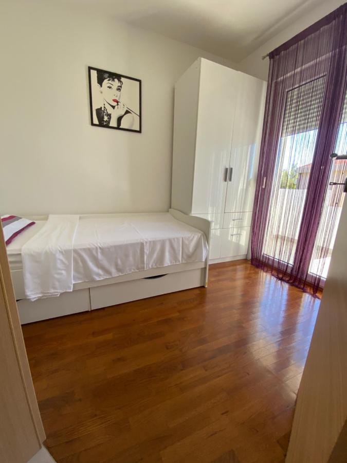 Apartman Mila Apartment Kastela Luaran gambar