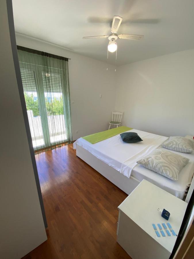 Apartman Mila Apartment Kastela Luaran gambar