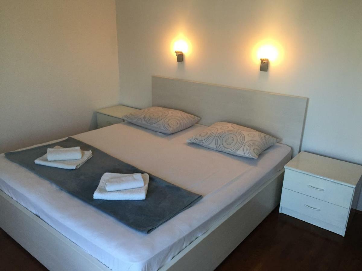 Apartman Mila Apartment Kastela Luaran gambar