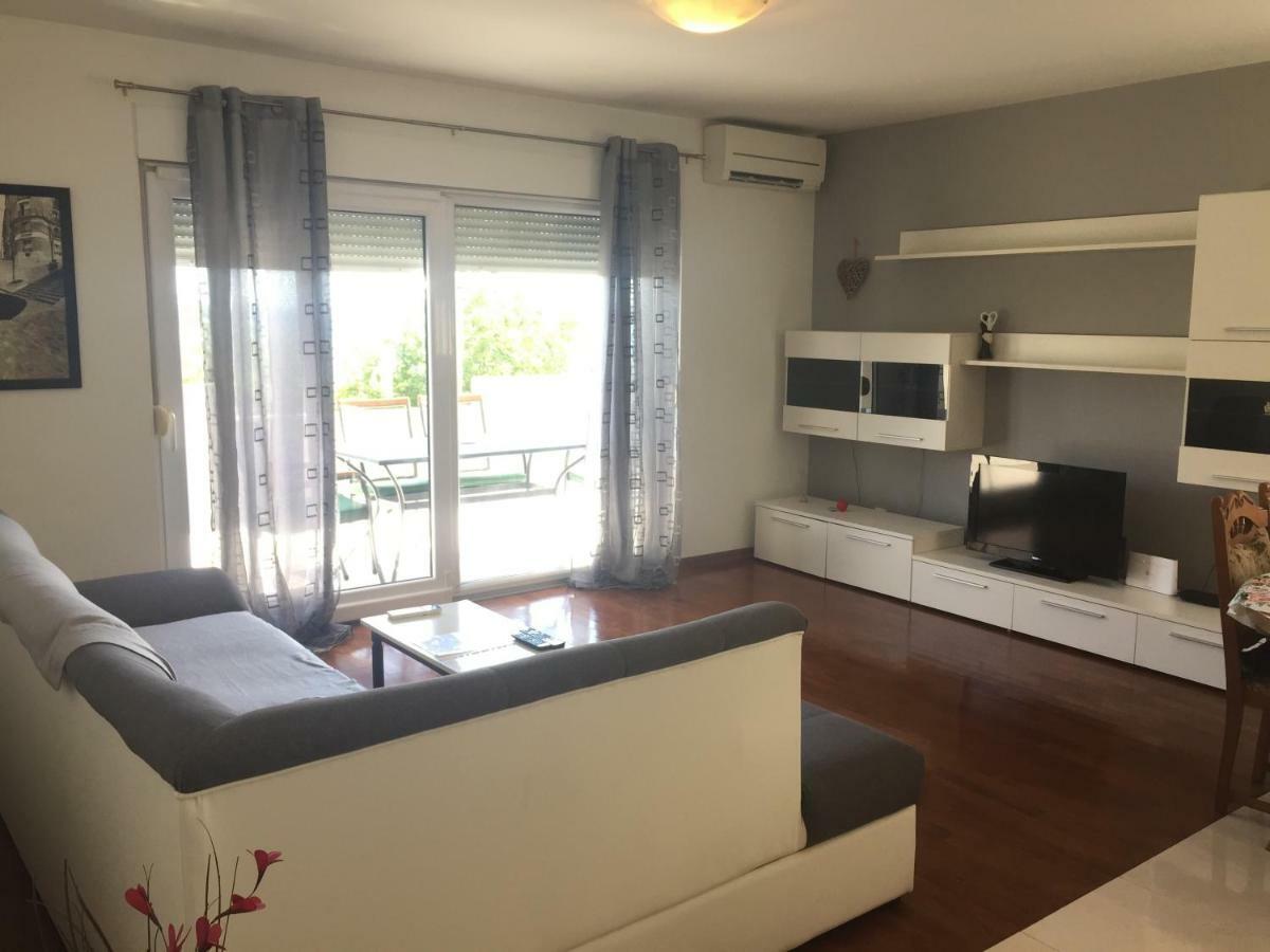 Apartman Mila Apartment Kastela Luaran gambar